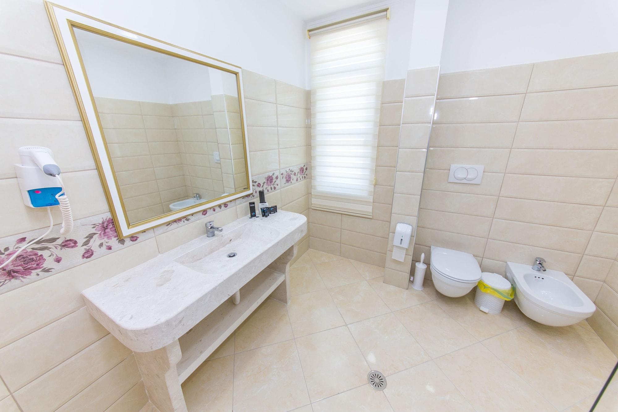 Hotel Belagrita Берат Екстер'єр фото